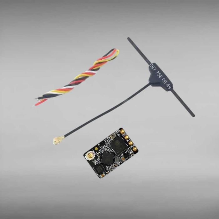 Приймач ELRS NANO 2.4G приймач betafpv 2.4 ггц приймач cyclone bayck