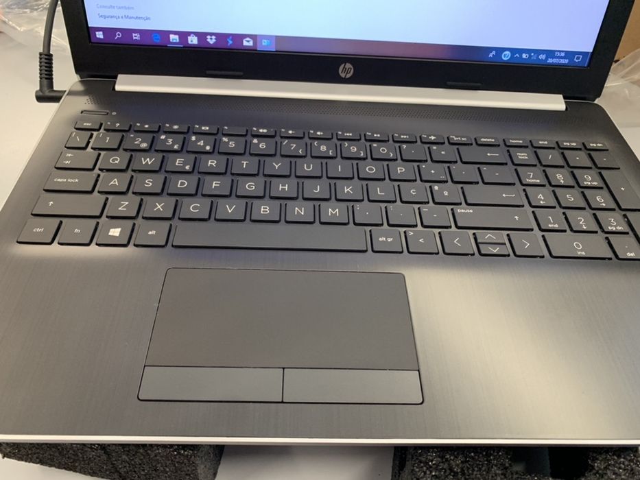 Portatil HP 15 i5 8Gb Windows 11