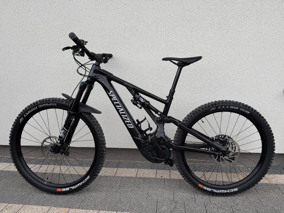 Rower elektryczny specualized levo