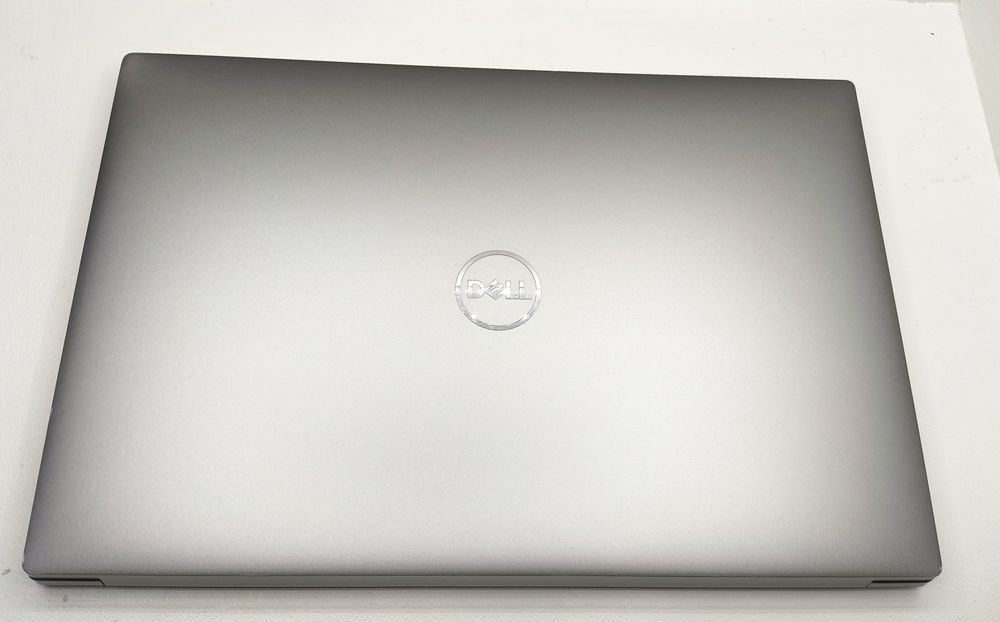 Dell Precision 5550 Графічна станція/15,6 4K Tuch/i7/32/T1000 DDR6 4Gb
