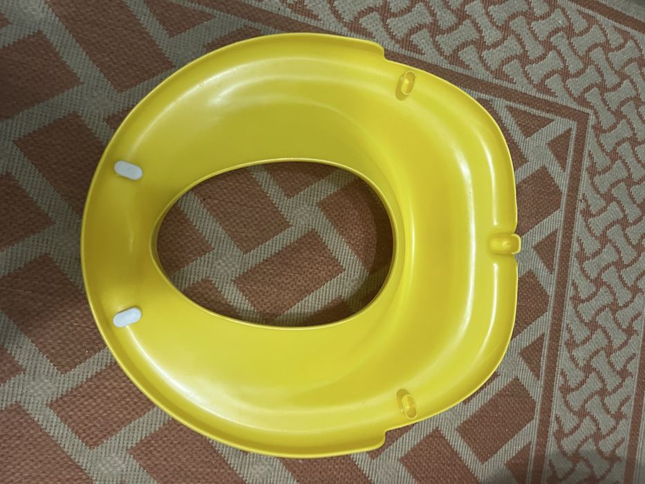 Продам детское сиденье для унитаза