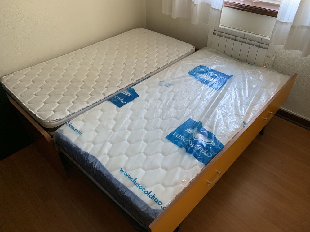 Cama individual com cama dupla