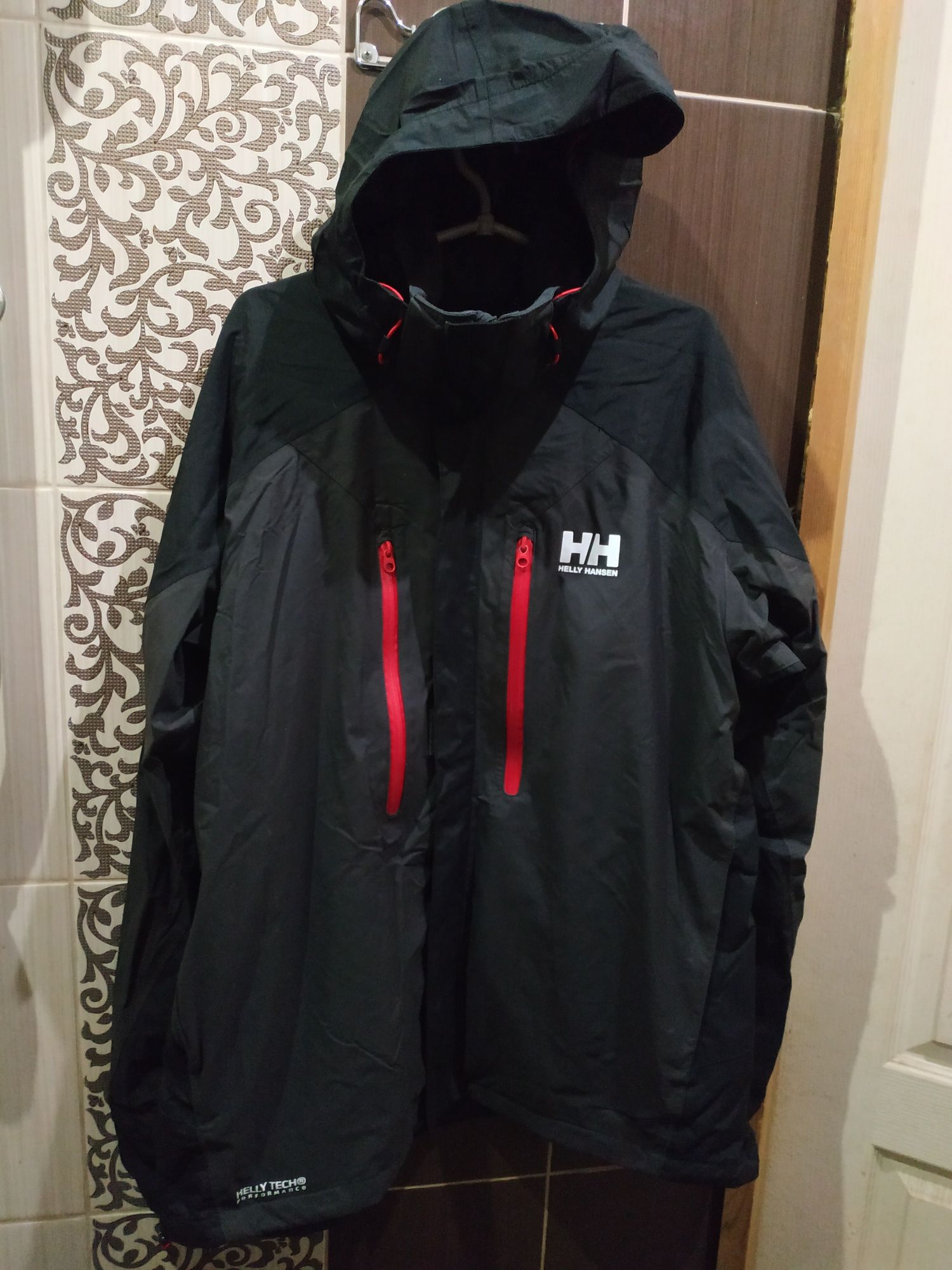 Мужская куртка, ветровка helly hansen helly tech performance