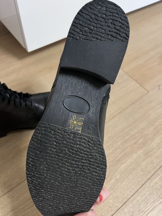 Botki skorzane lasocki 42