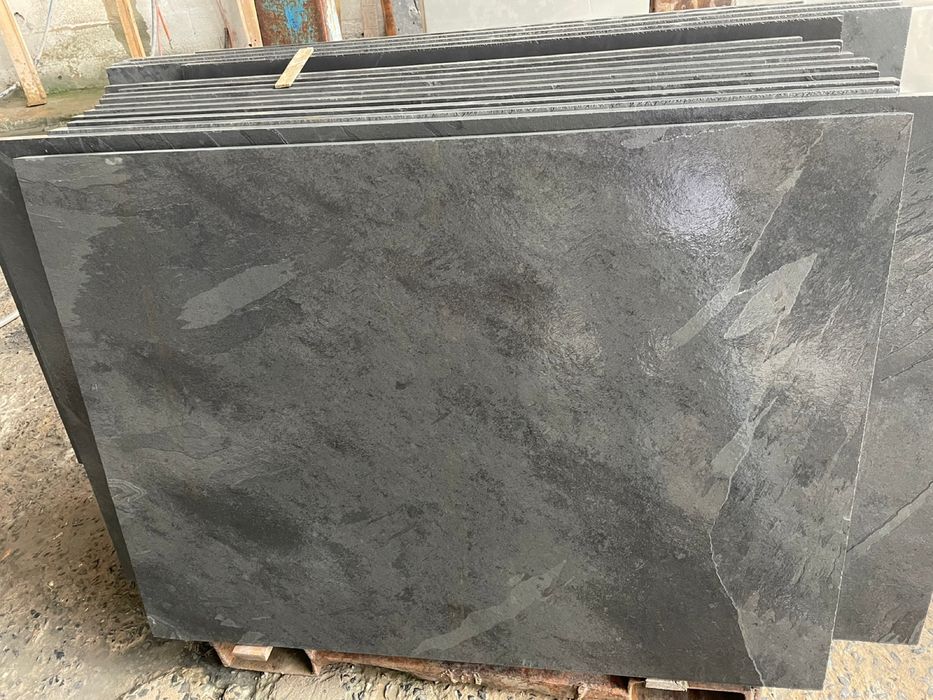 Ardosia “xisto” piso fachada telha verde-preta-cinza-grafiti-oxidado