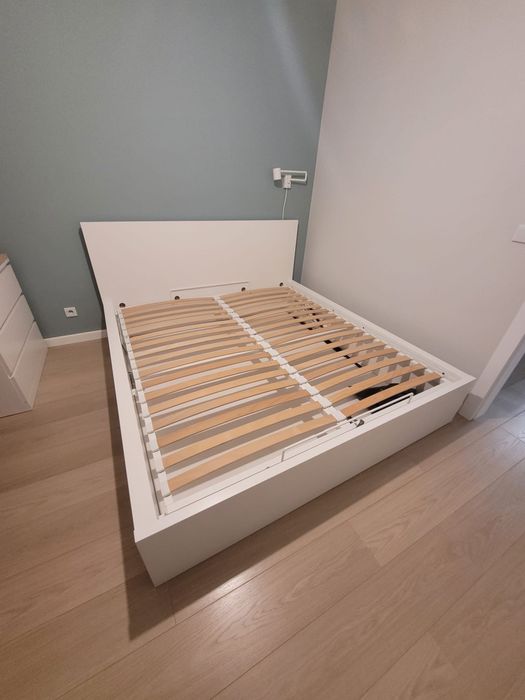Łóżko ikea malm 180x200 z pojemnikiem