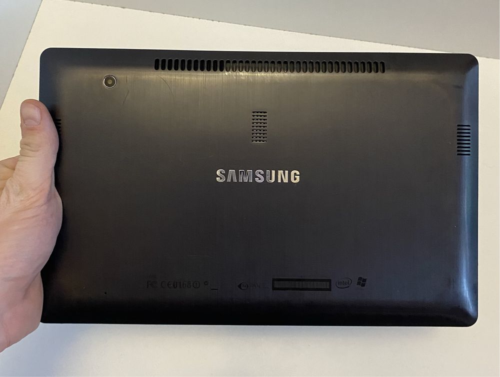 Планшет Samsung 700t 11"/4GB RAM/64GB SSD/i5-2467! D631