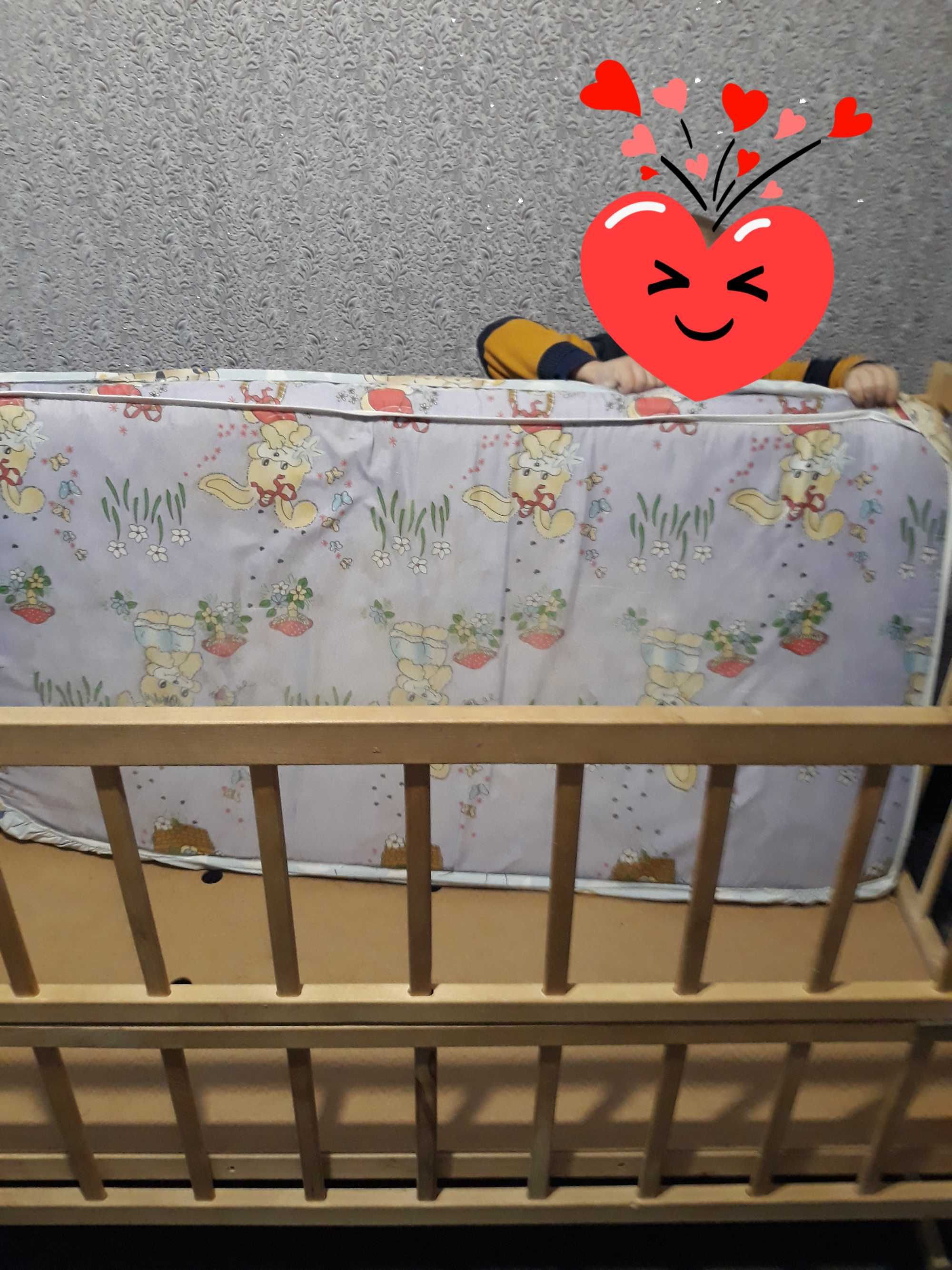 Кроватка дитяча  з матрасом