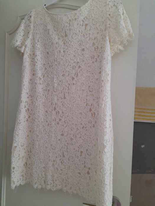 Vestido branco rendado