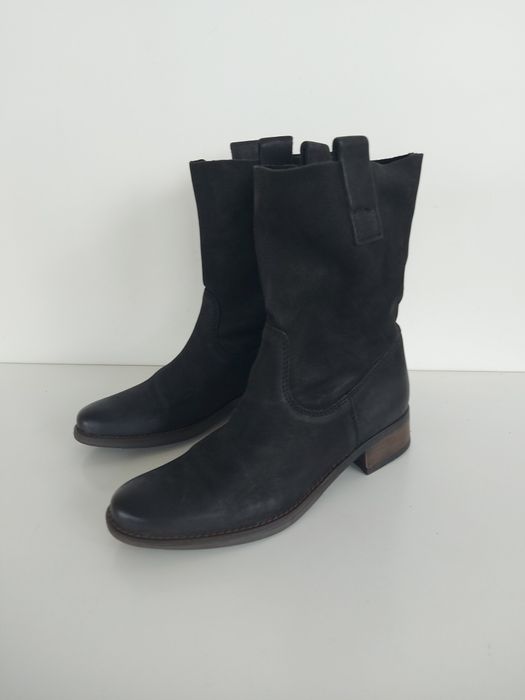 Buty botki skórzane Gino Rossi w rozmiarze 38