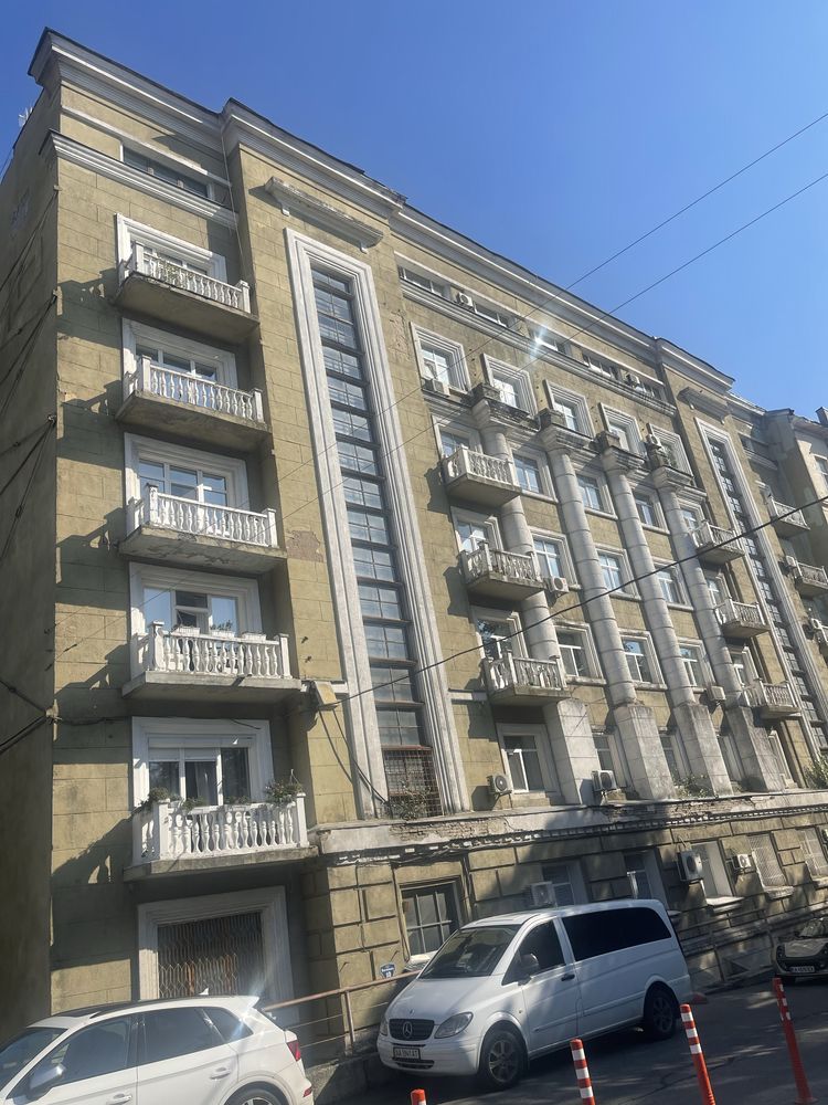 Продаж, вул. Костельна,10, Хрещатик,Майдан Незалежності,центр, 2 к.кв.