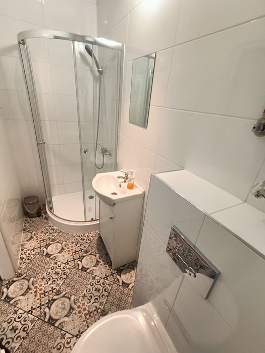 Pokój z łazienką na doby, najem krótkoterminowy, Centrum dla 3 osób