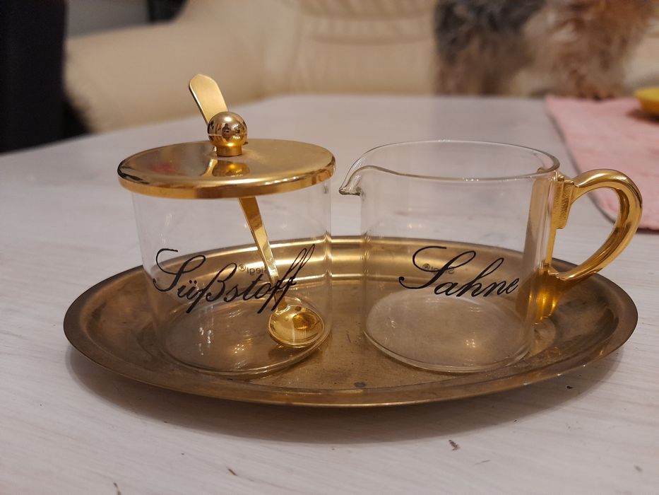 Zestaw do słodziku i śmietanki szkło złocony mosiądz