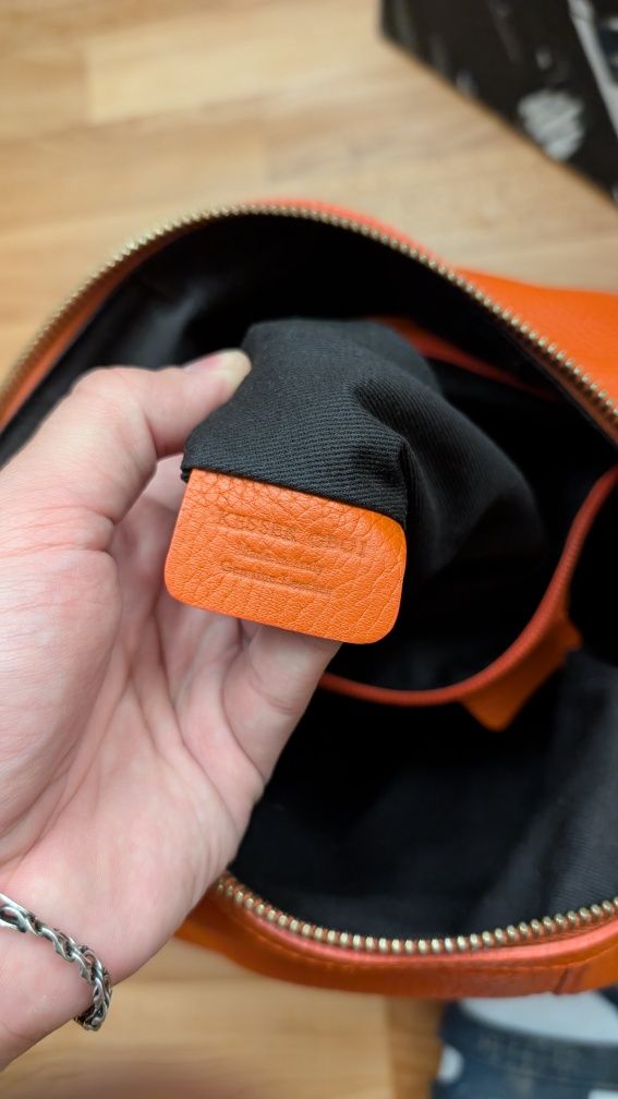 Шкіряна сумка, шопер,рюкзак,месенджер Bally made in Italy Оригінал