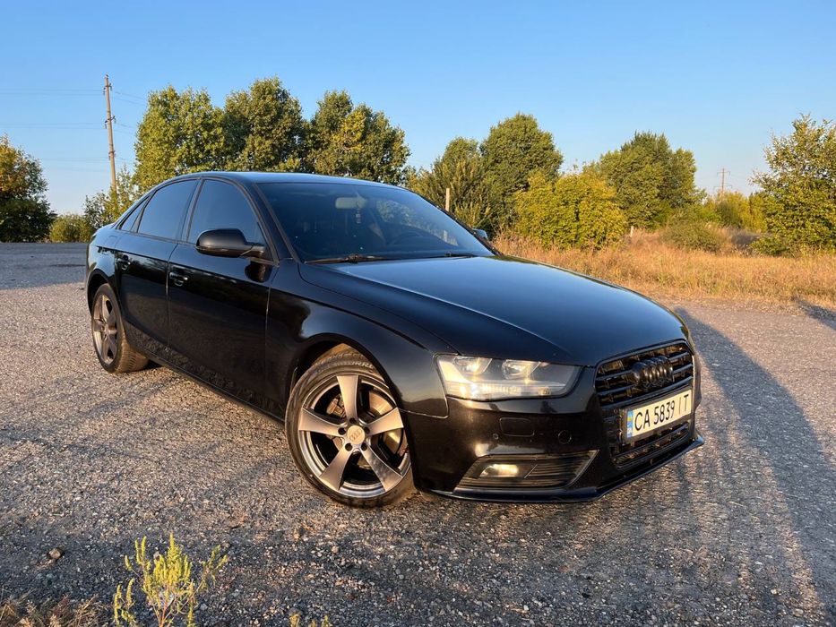 Продам авто Ауді а4 б8 2012 року