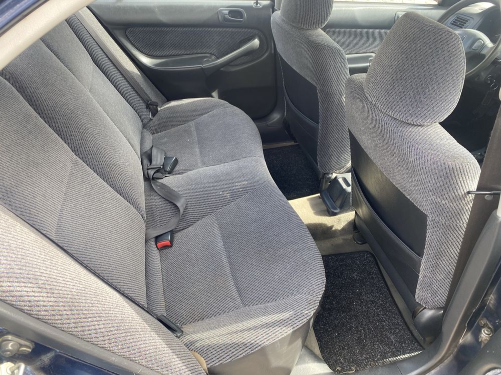 Honda civic 1.5i ls vtec