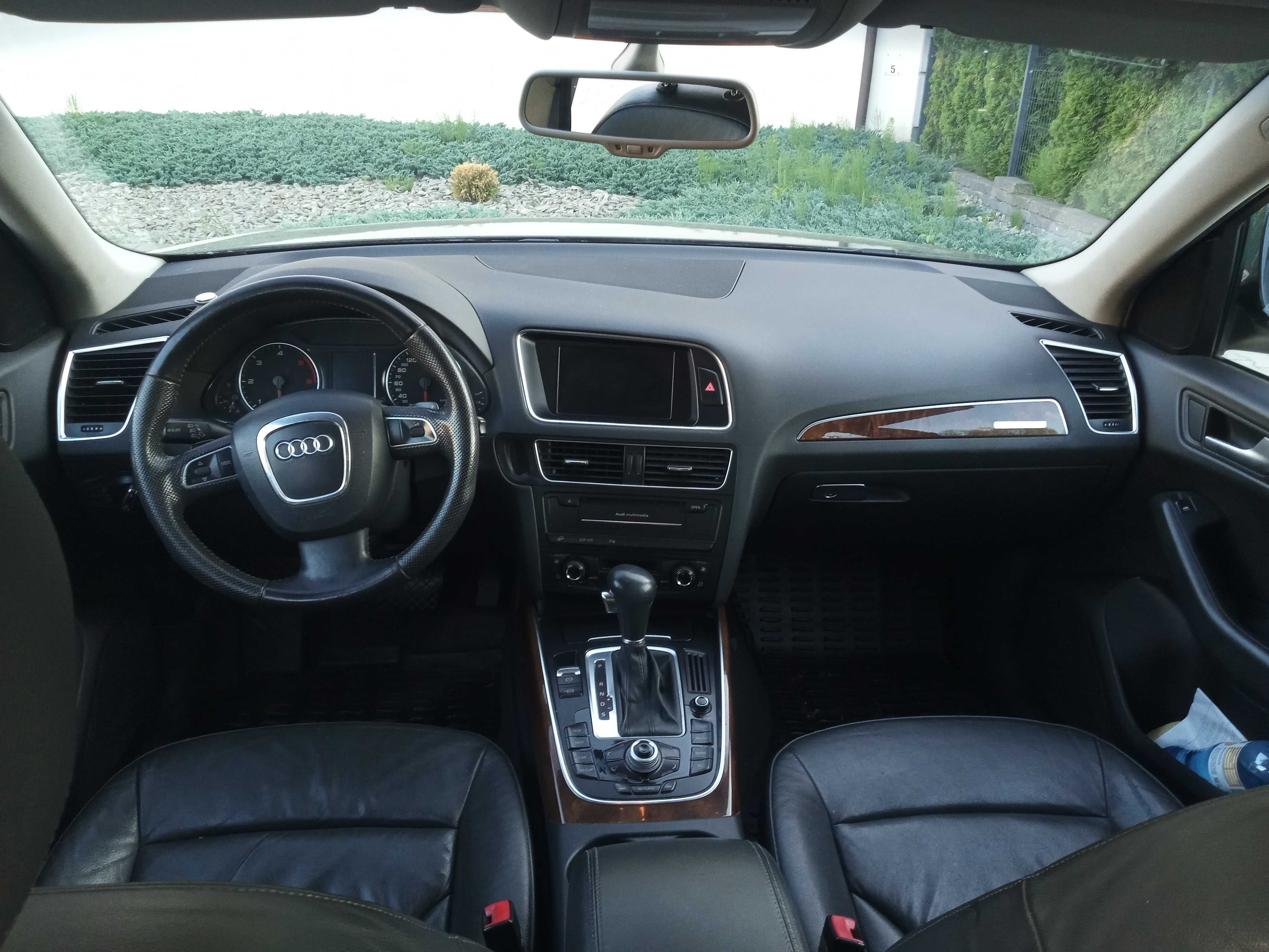 Audi Q5 3,0TDi 239KM skóra, hak, el klapa