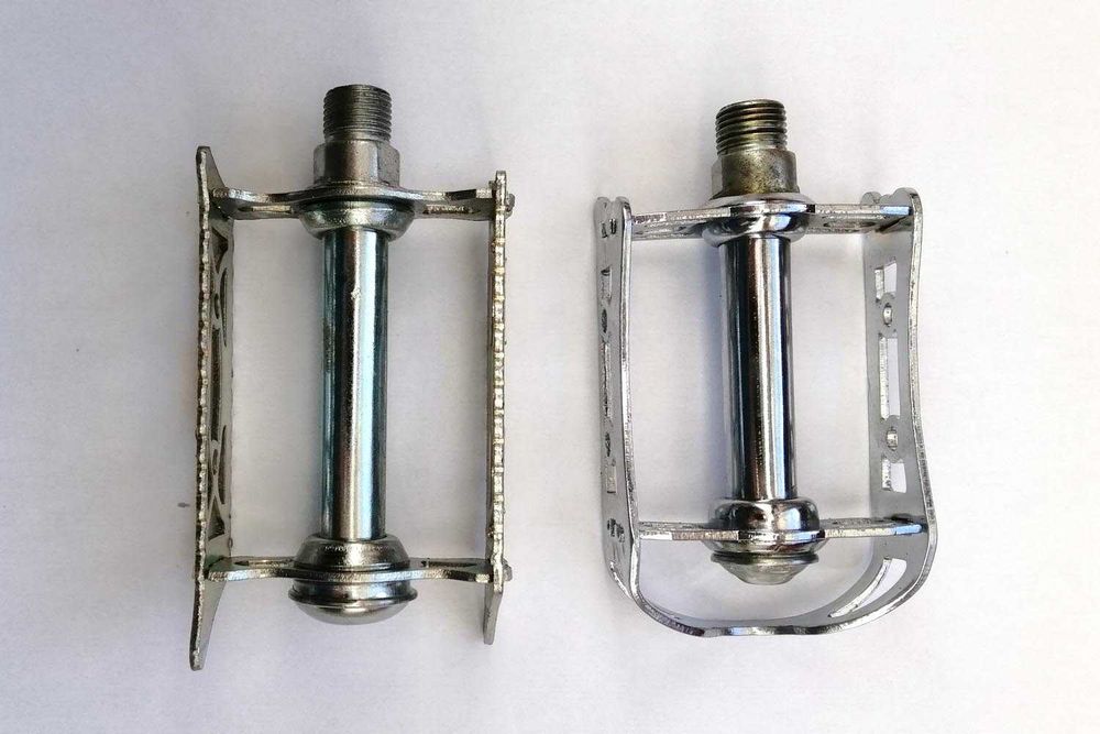 Pedais de bicicleta de estrada antigos (adulto e criança)