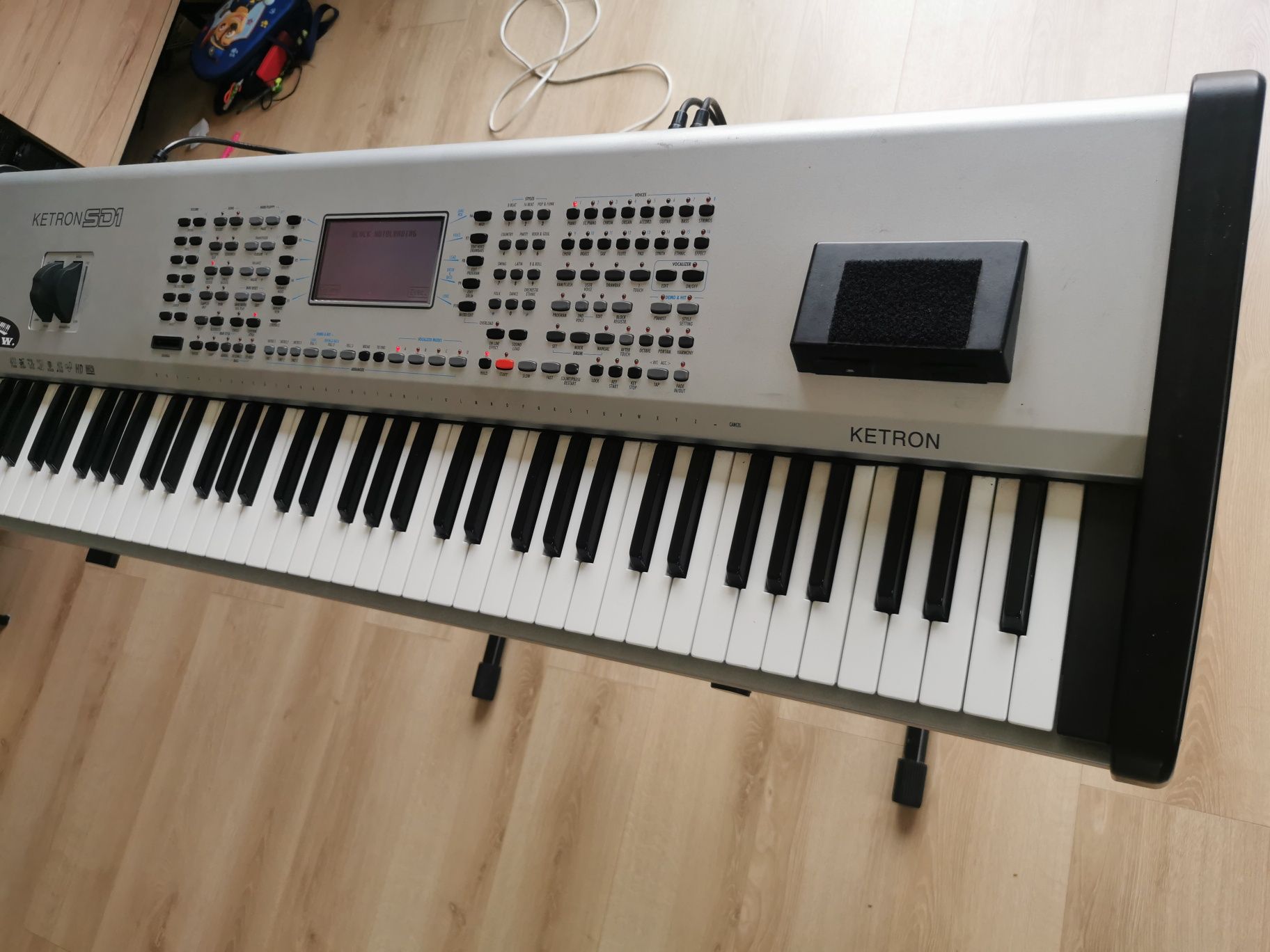 Ketron sd1. Plus  Korg Roland