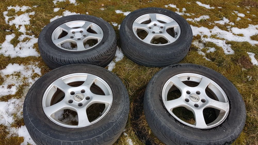 Felgi 16 cali z oponami uniroyal