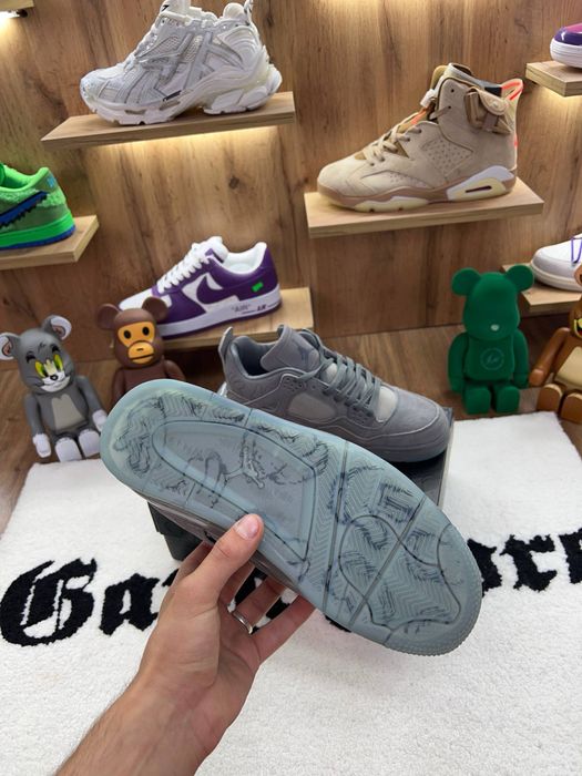 Кросівки Nike Air Jordan 4 Retro Kaws Grey
