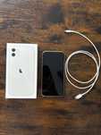 Biały iPhone 11 64GB