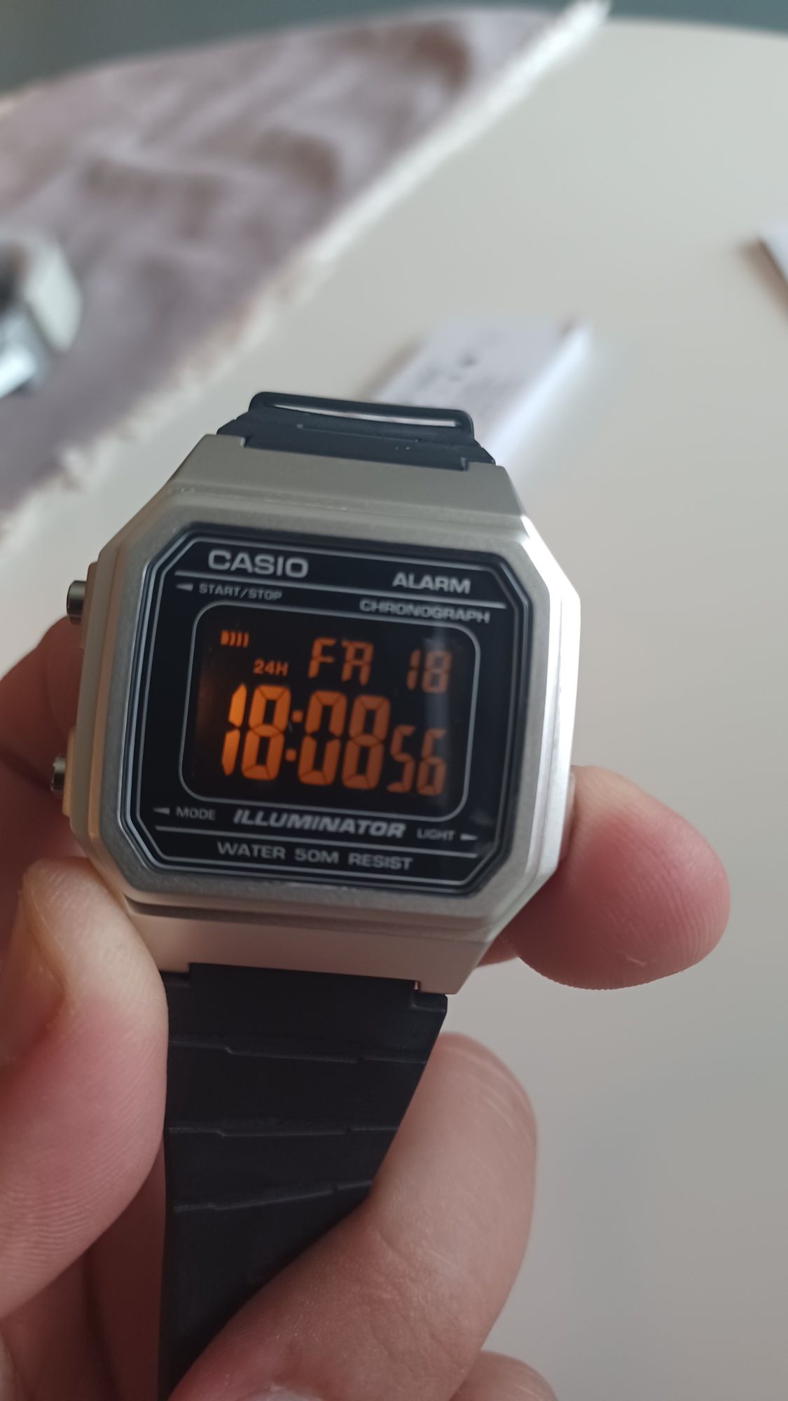 Casio Zegarek Spring Czarny gumowy pasek vintage  klasyczny