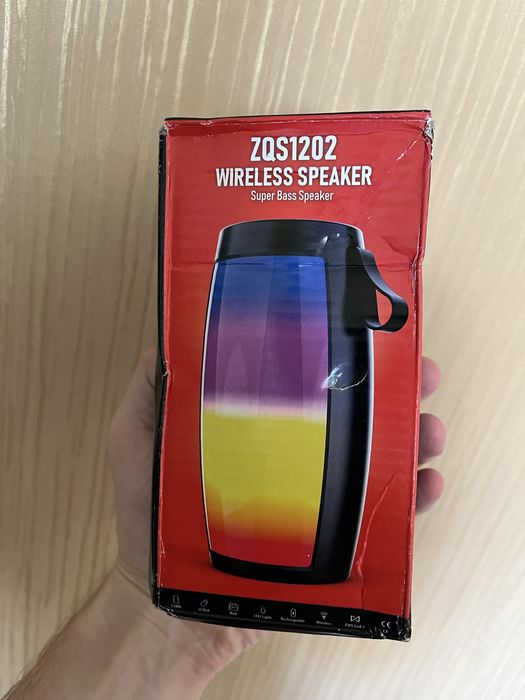 Блютуз колонка безпровідна на акумуляторі