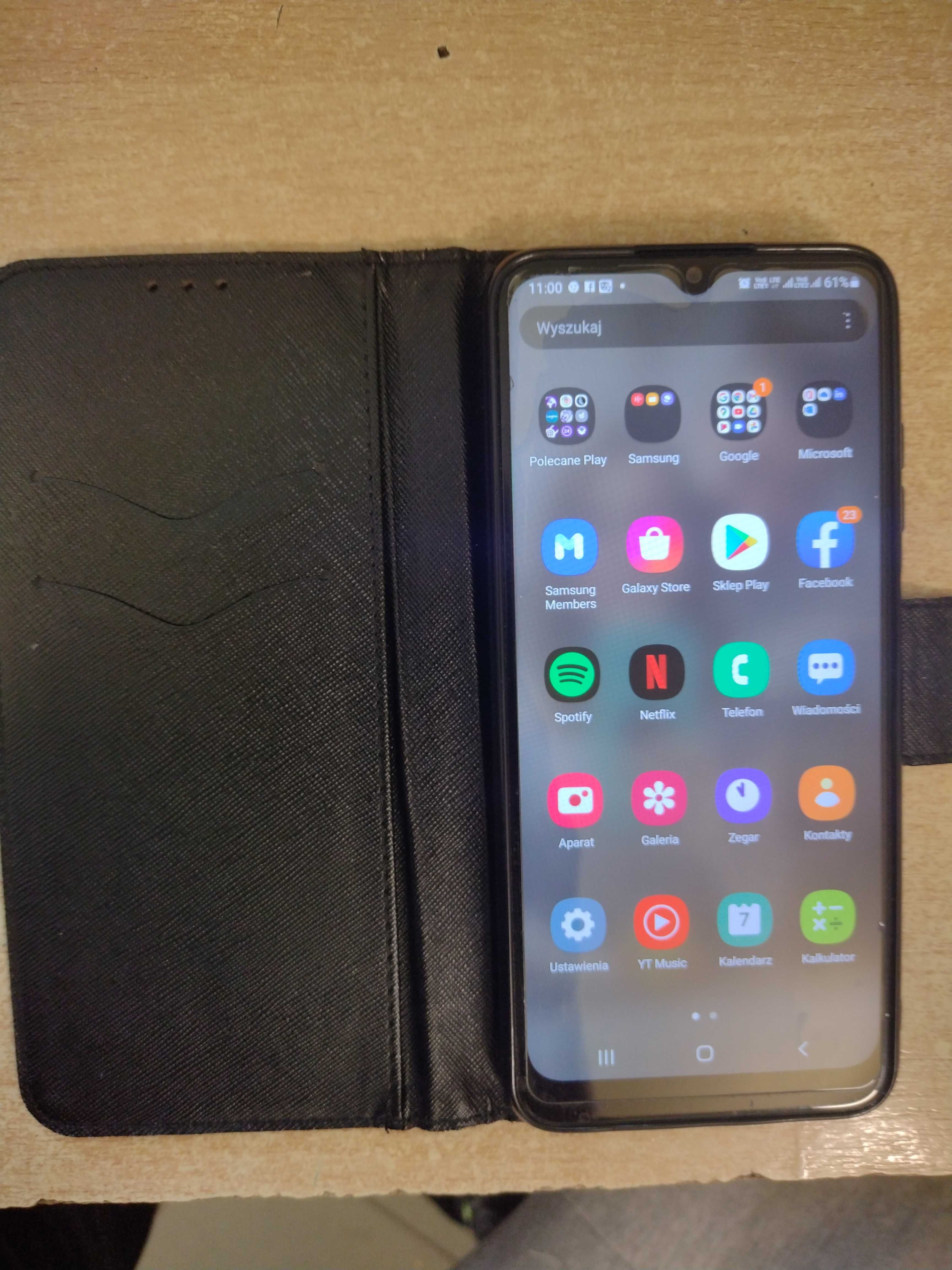 Mam na sprzedaż telefon Samsung A03s bardzie dobry używany miesiąc