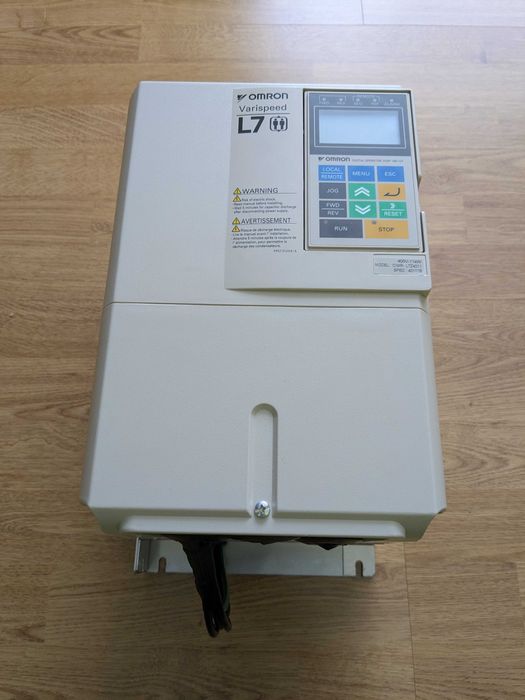 Falownik Omron 11kW 7,5kW L7 CIMR z filtrem sieciowym