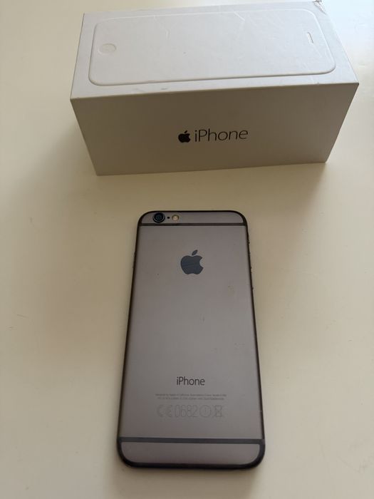 iPhone 6 - Excellent Condition64297469444355121