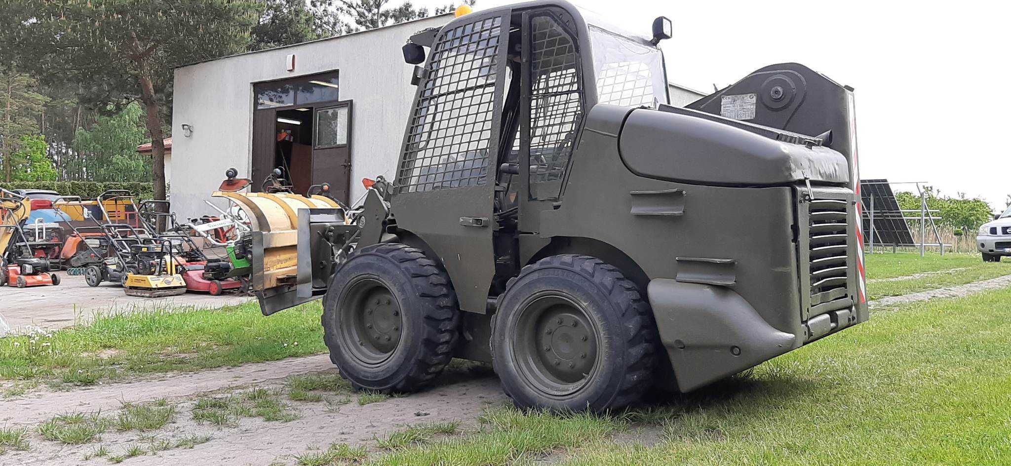 Miniładowarka JCB1110