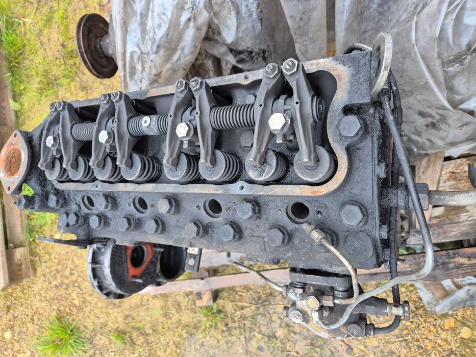 Silnik  Perkins 4 cylindry