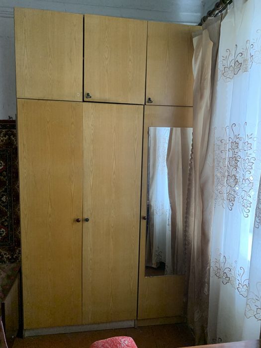 Вітальня б/у розміром 2400*135*45