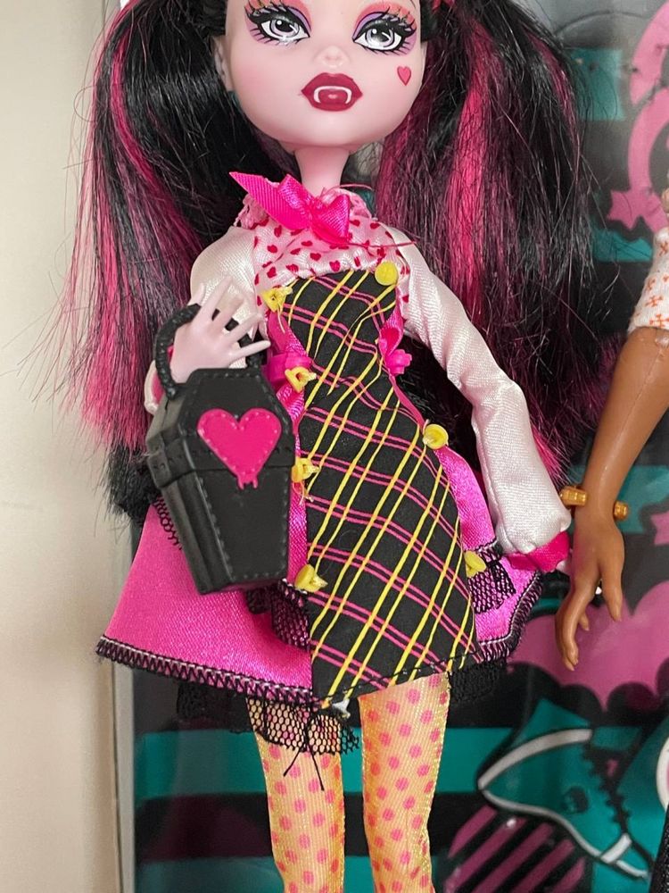 Сет Monster High скулз аут Дракулаура та Клод