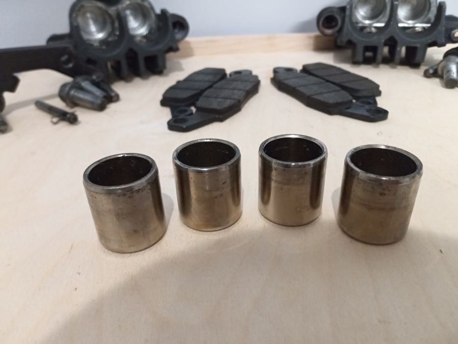 Zaciski hamulcowe suzuki vstrom sv bandit gs