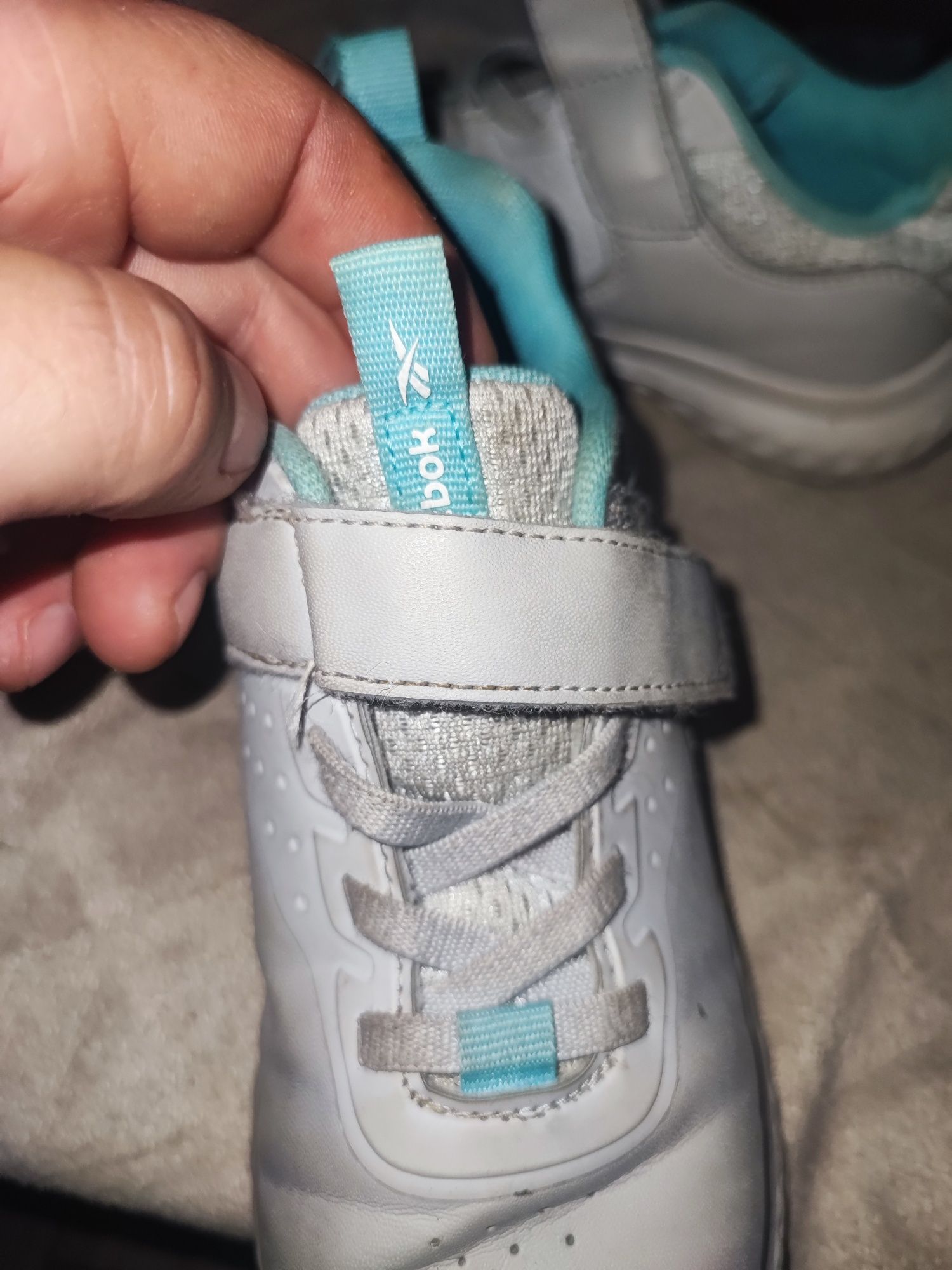 Buty dziecięce Reebok rozmiar 32