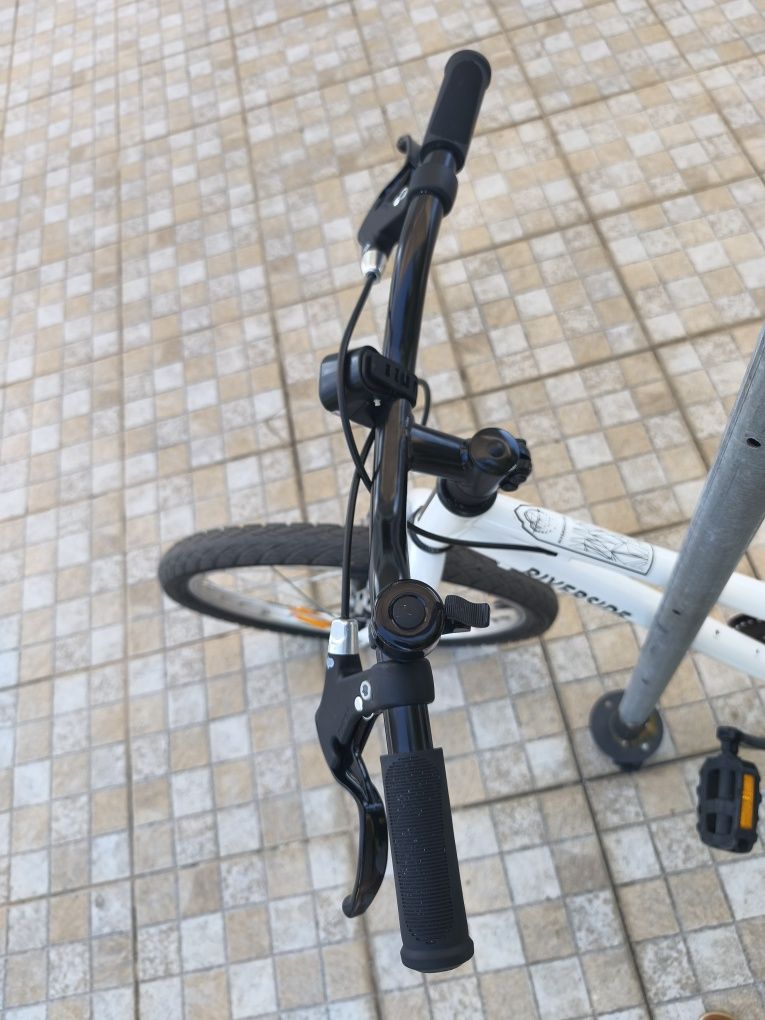 Bicicleta Btwin decathlon Criança 6-9 anos
BICICLETA DE TREKKING CRIAN