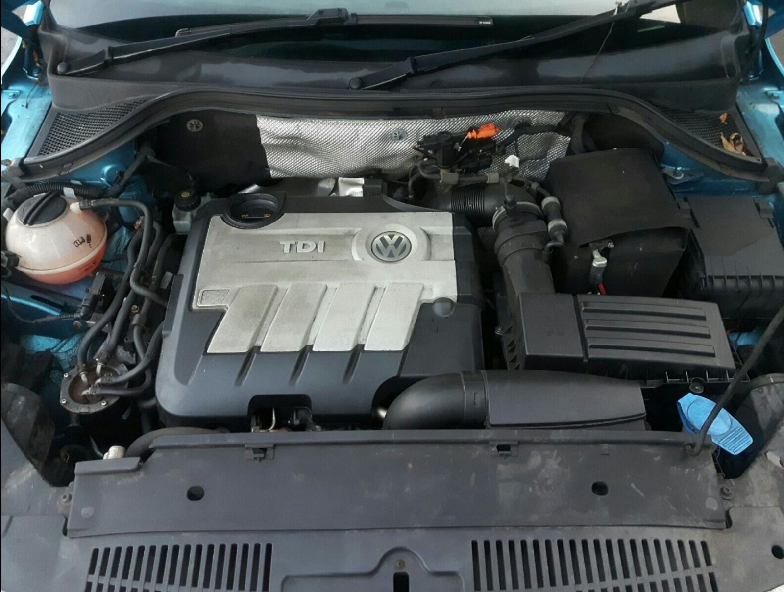 двигатель  2.0тди CBD  мотор 2.0TDI Passat B6 Tiguan 03l130277 цвд