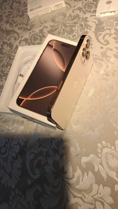 Iphone 16 Pro Max Titanium Desert 256GB