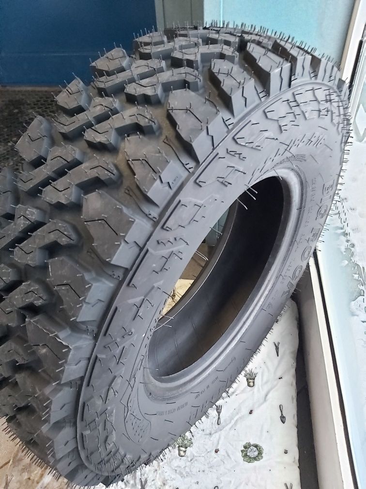 Opony Terenowe 225/85 R16 Wzór Yokohama Geolandar M/T