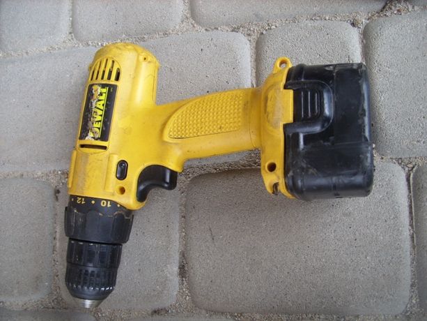 wkrętarka dewalt 12V