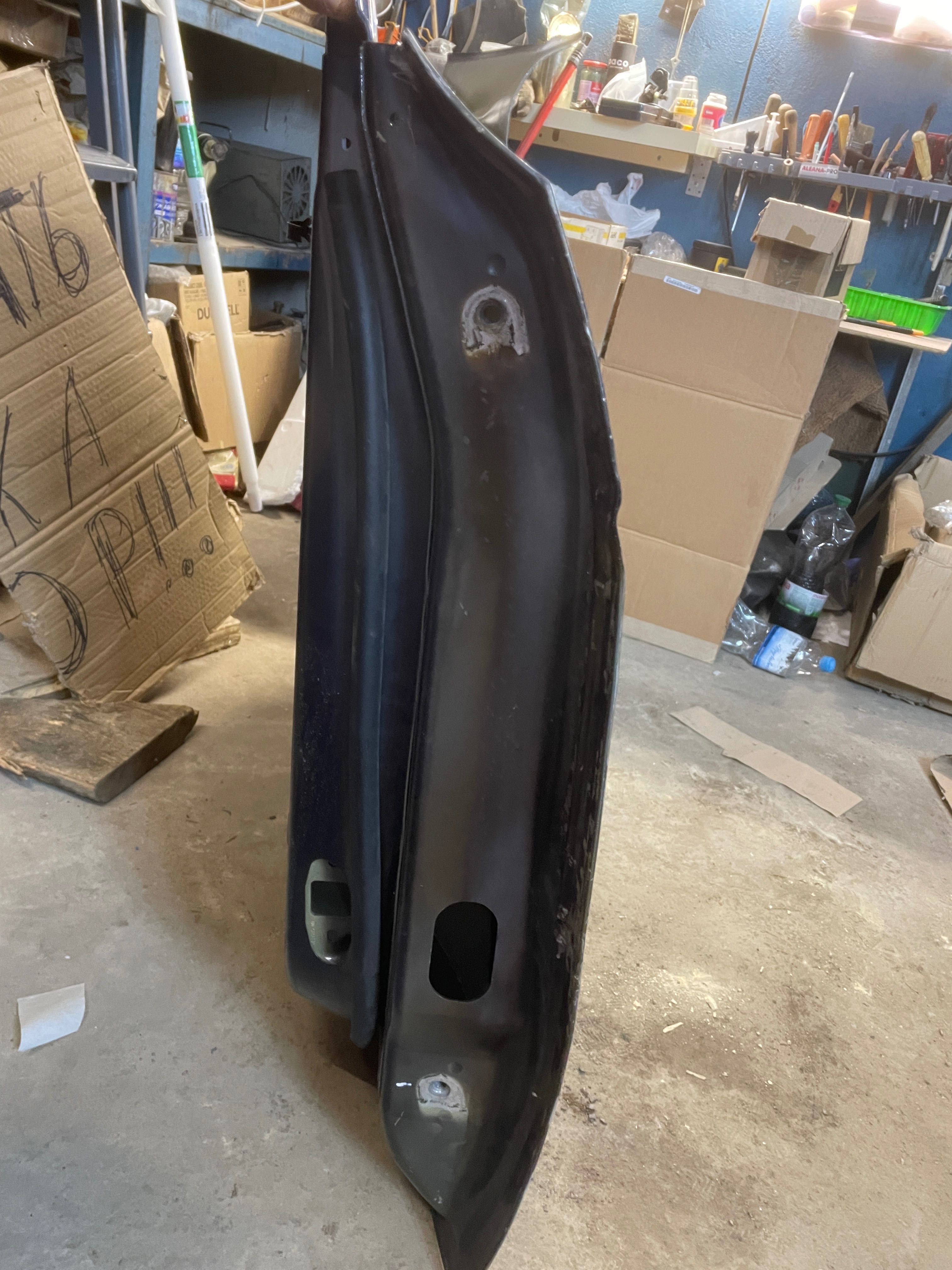Дверь водит БУ под ремонт Tesla Model Y  1505460-E0-A с комплектующими