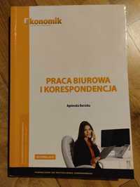 Praca biurowa i korespondencja