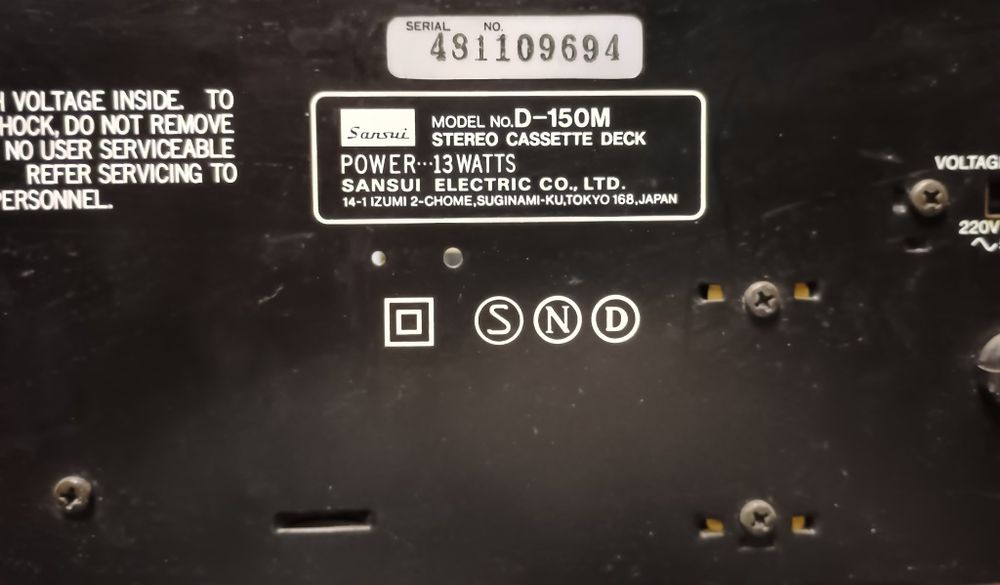 Zabytkowy Magnetofon Sansui