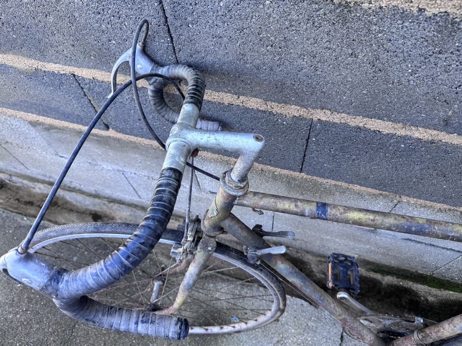 Bicicleta de corrida para restaurar