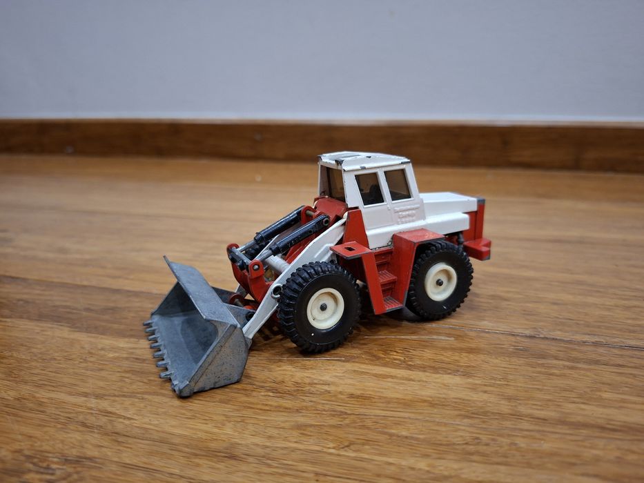 Model Siku V270 Zettelmeyer ładowarka