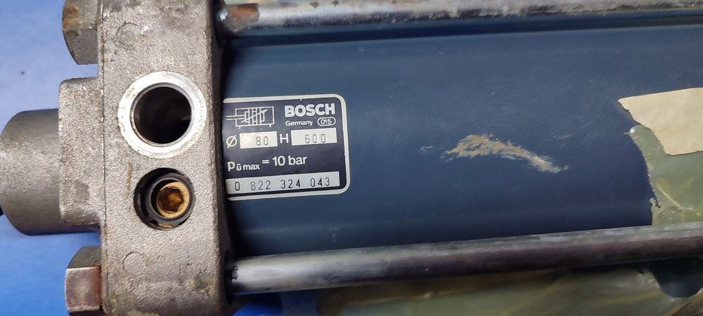 Пневматический цилиндр BOSCH