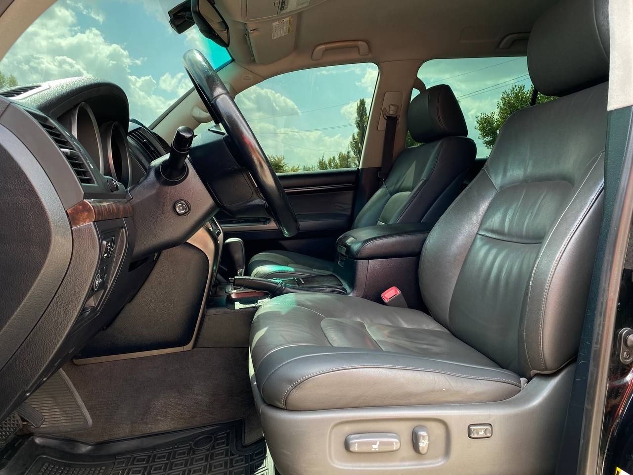 Toyota Land Cruiser 200 №3248 (ВНЕСОК від 15%) Альянс Авто Кривий Ріг