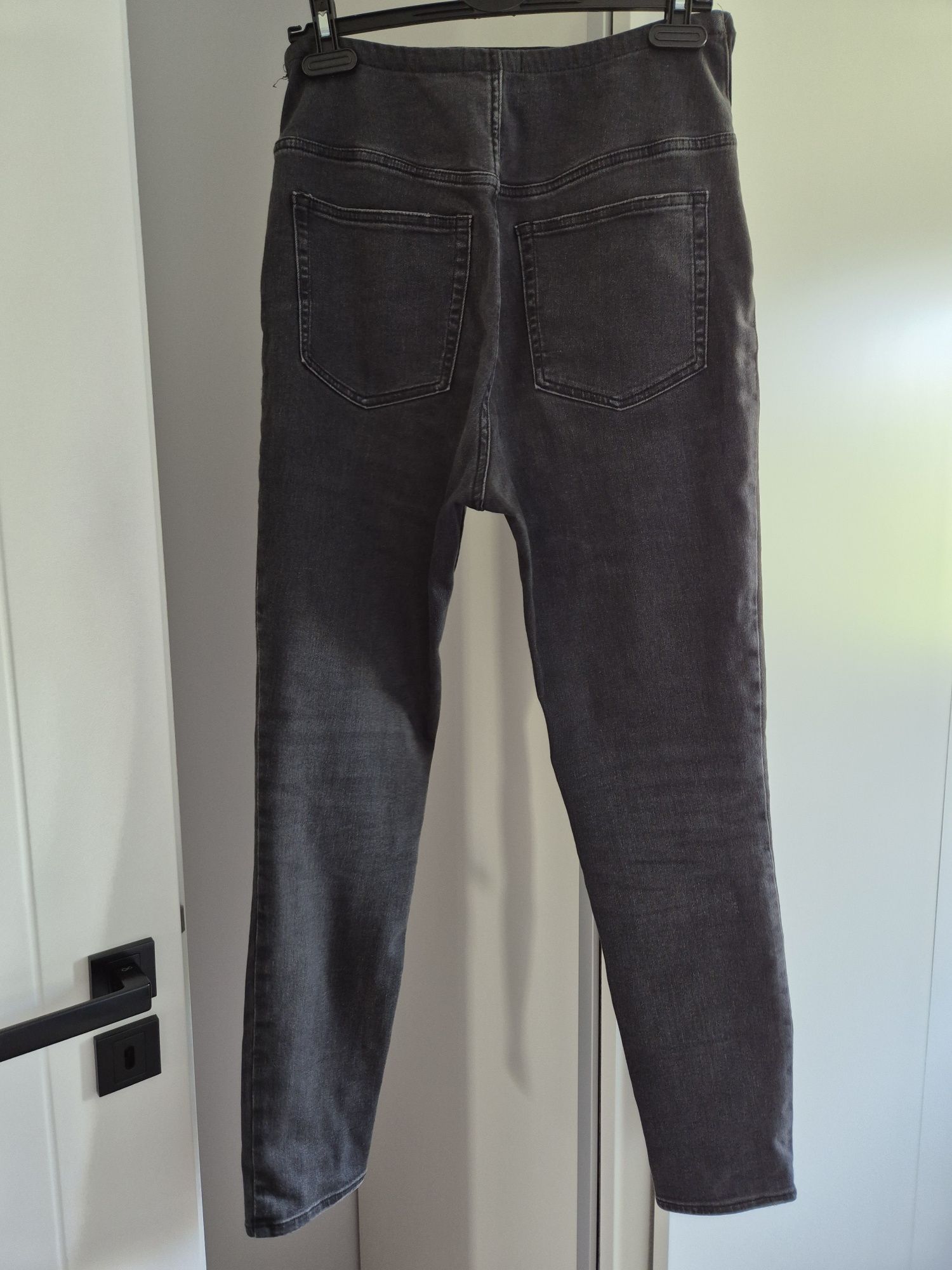 Ciążowe skinny jeans